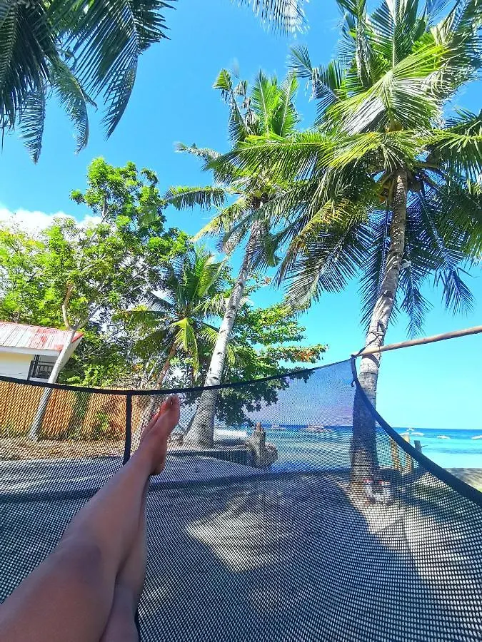 On Board Panglao Beach Hostel & Resort With Free Motorbike Dao