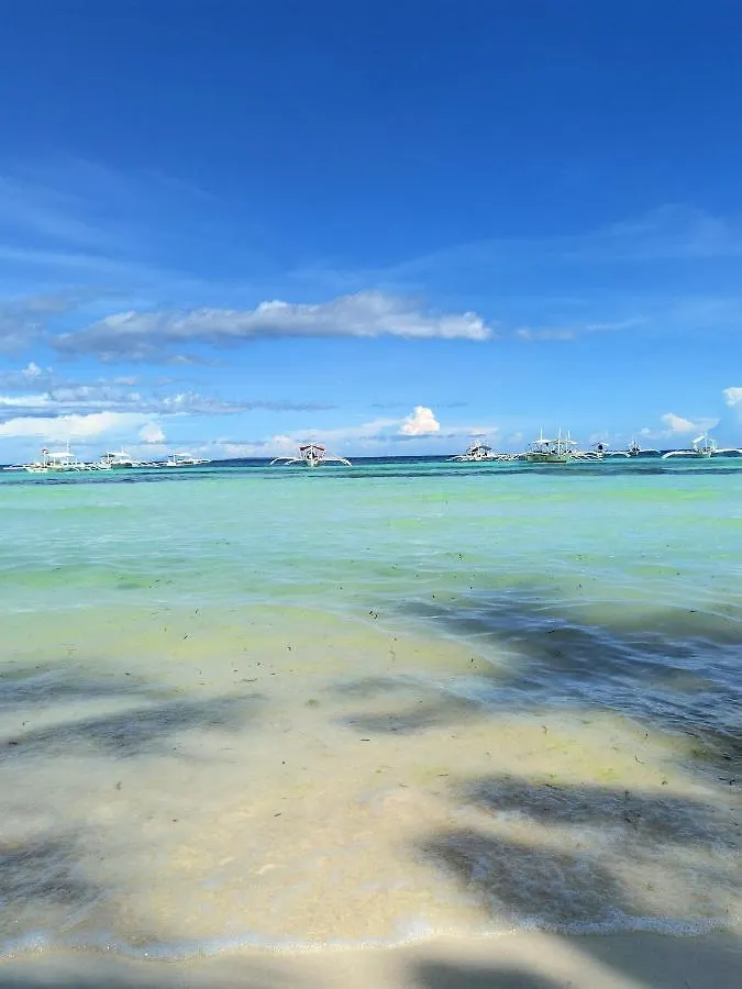 On Board Panglao Beach Hostel & Resort With Free Motorbike Dao   Dao (Panglao)